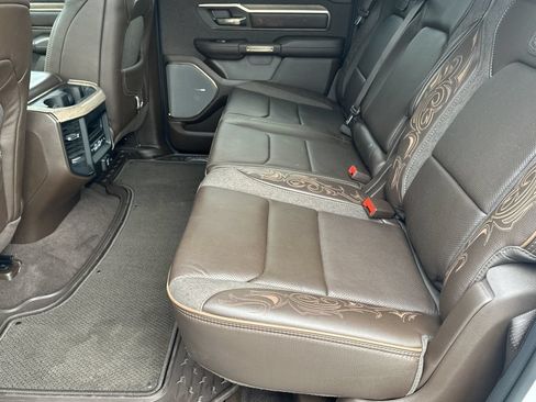 Used 2025 RAM 1500 Limited AWD/4WD image 15