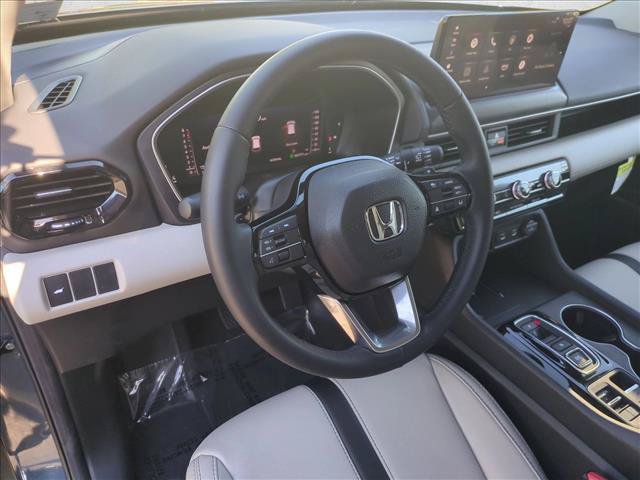 Used 2026 Honda Pilot Touring image 10