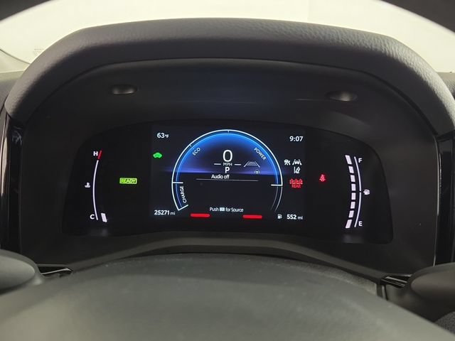 Used 2025 Toyota Camry LE FWD image 15