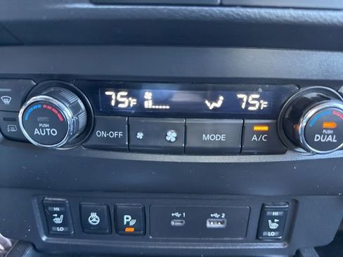 Used 2023 Nissan Frontier SV w/ SV Convenience Package image 27