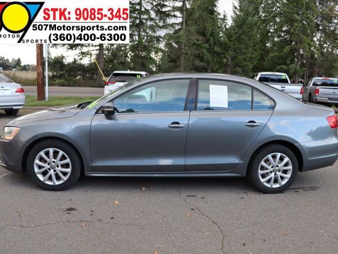 Used 2012 Volkswagen Jetta SE FWD image 5