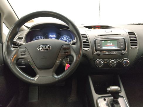 Used 2017 Kia Forte LX FWD image 22