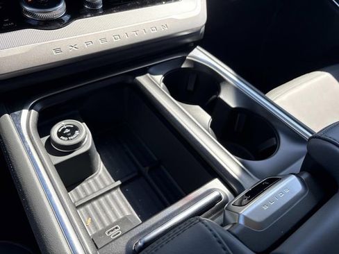 New 2026 Ford Expedition Max Active RWD image 32