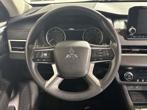 Used 2024 Mitsubishi Outlander ES AWD/4WD image 24