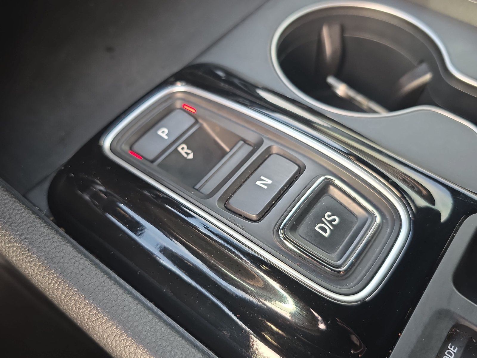 Used 2025 Honda Pilot Sport image 22