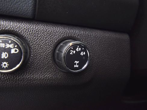 Used 2016 Chevrolet Colorado Z71 image 36