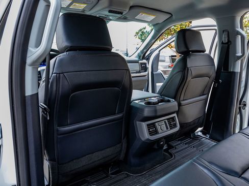 Used 2026 Ford F250 Lariat w/ Black Appearance Package image 35