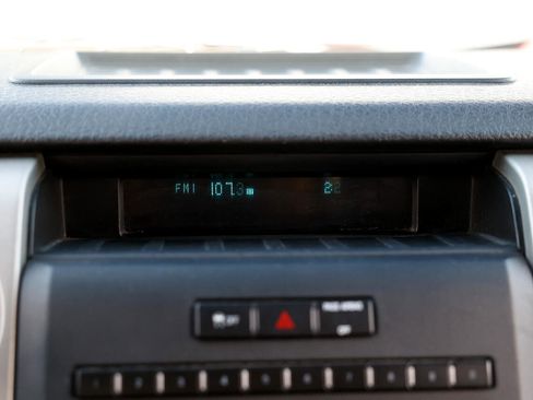 Used 2012 Ford F150 XLT w/ XLT Chrome Pkg image 30