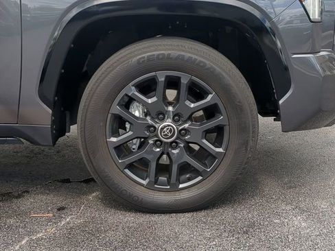 Used 2024 Toyota Tundra Platinum image 11