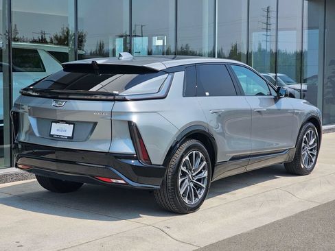 New 2026 Cadillac Lyriq Sport AWD/4WD image 5