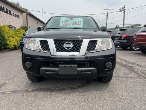 Used 2016 Nissan Frontier SV AWD/4WD image 3