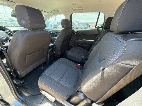 Used 2023 GMC Acadia SLE w/ Driver Convenience Package AWD/4WD image 25