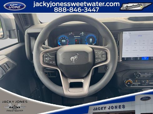 New 2026 Ford Bronco 4-Door AWD/4WD image 11