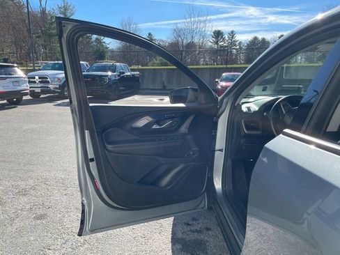 Used 2024 GMC Terrain AT4 w/ Tech Package image 25