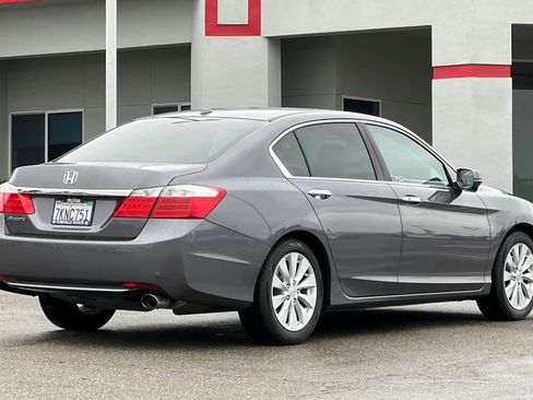 Used 2015 Honda Accord EX-L image 2