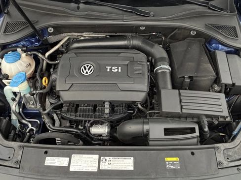 Used 2017 Volkswagen Passat 1.8T SEL Premium image 31