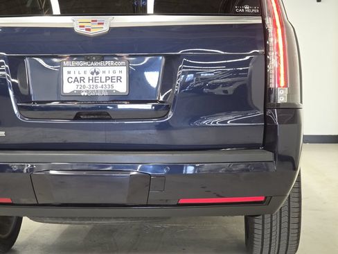 Used 2018 Cadillac Escalade Platinum AWD/4WD image 59