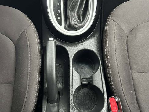 Used 2017 Kia Soul image 9