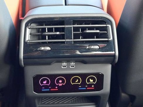 Used 2026 BMW M5 w/ Executive Package AWD/4WD image 22