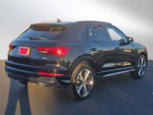 Used 2020 Audi Q3 2.0T Premium Plus w/ Premium Plus Package image 3