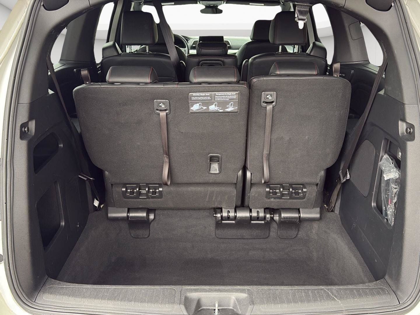 Used 2025 Honda Odyssey Sport-L image 42