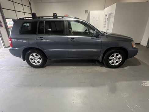 Used 2003 Toyota Highlander Limited image 2