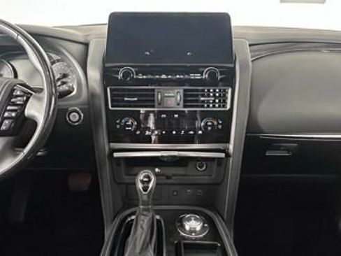 Certified 2024 INFINITI QX80 Sensory image 26