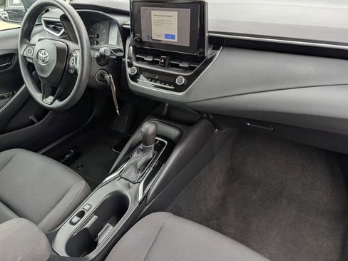 Used 2023 Toyota Corolla LE FWD image 30