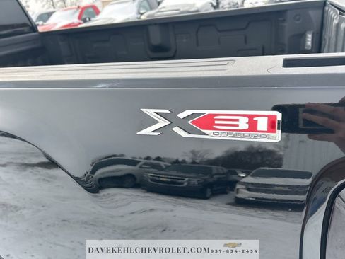 Certified 2022 GMC Sierra 2500 SLT w/ X31 Off-Road Package image 25