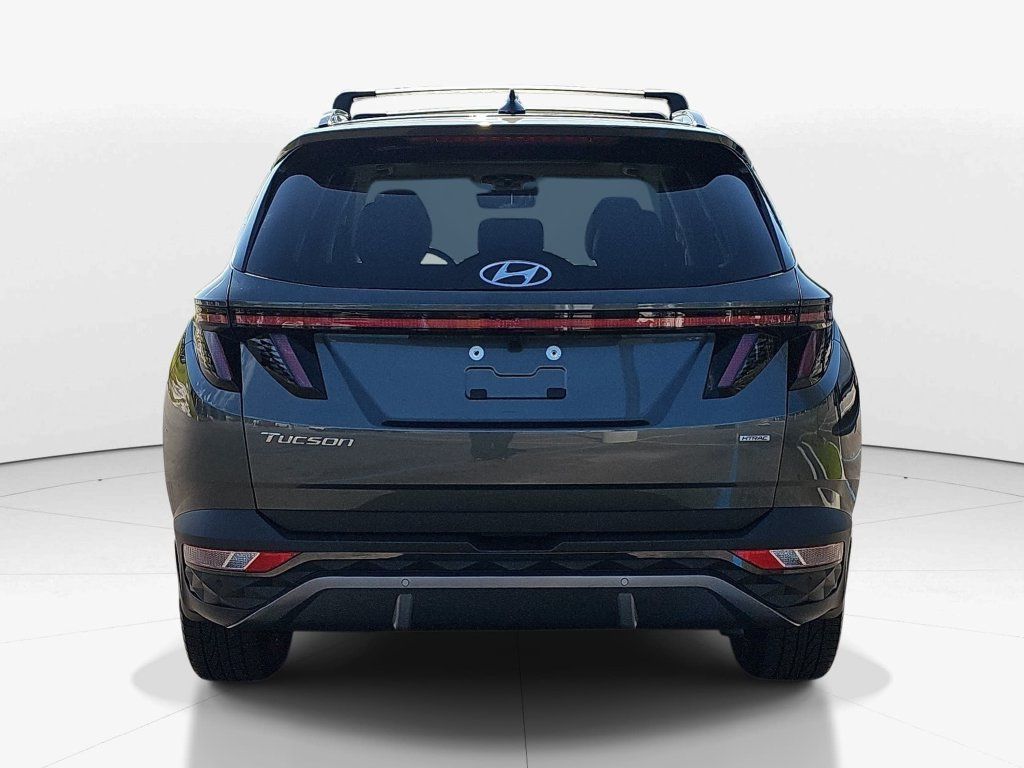Used 2023 Hyundai Tucson Limited w/ Winter Package AWD/4WD image 7
