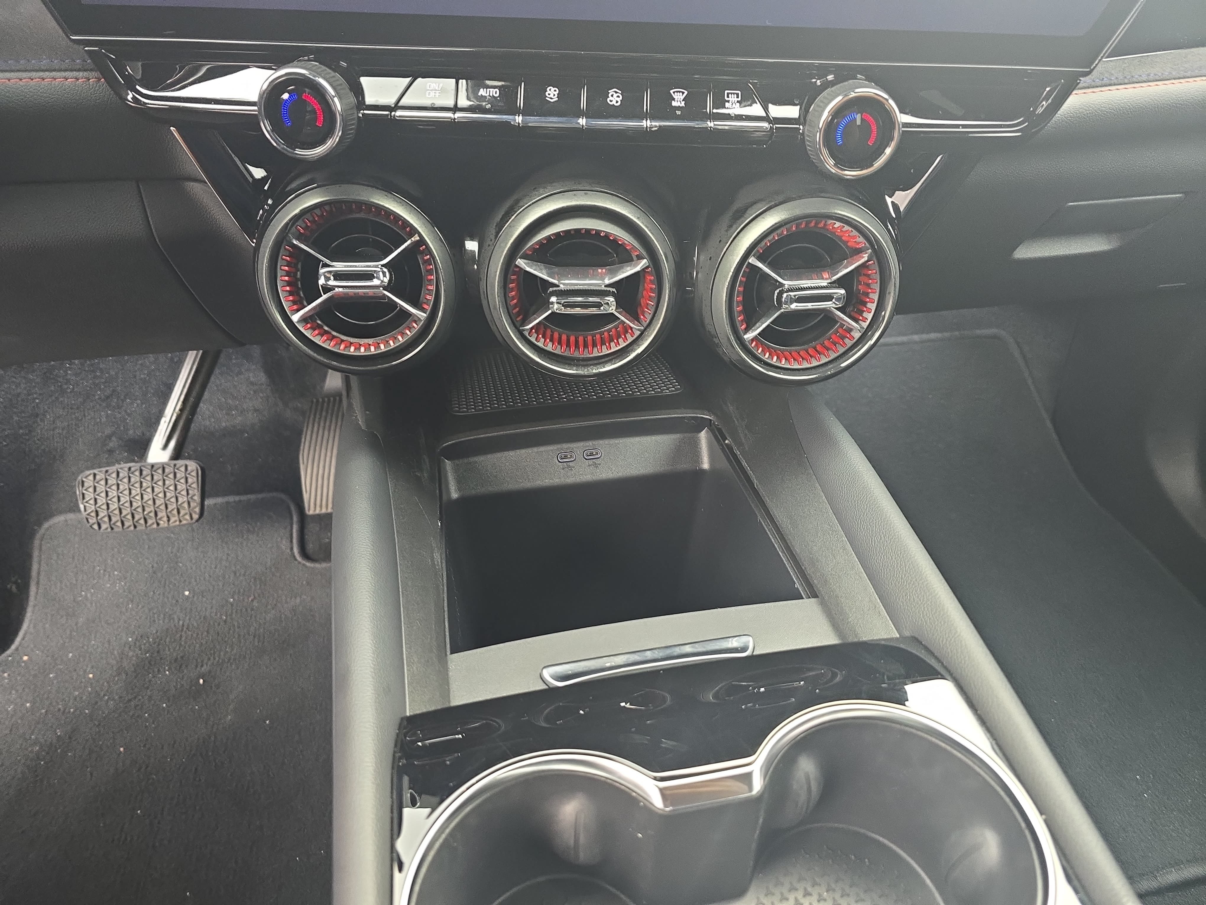 Used 2024 Chevrolet Blazer EV RS RWD image 26