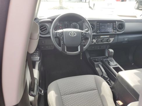 Certified 2023 Toyota Tacoma SR AWD/4WD image 11