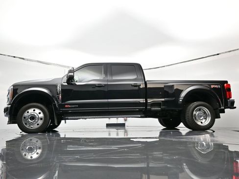 Used 2023 Ford F450 Lariat w/ FX4 Off-Road Package image 45