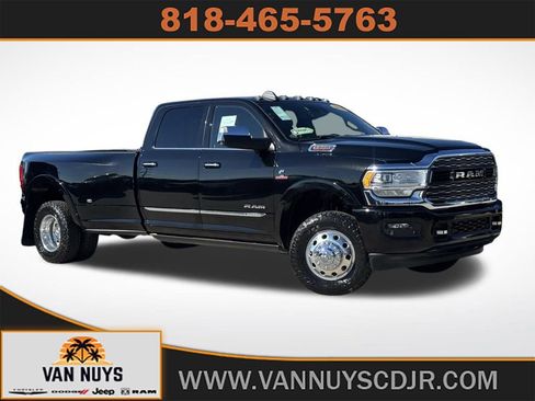 Used 2020 RAM 3500 Limited w/ Max Tow Package image 1