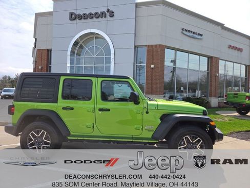 Used 2019 Jeep Wrangler Unlimited Sport S image 1