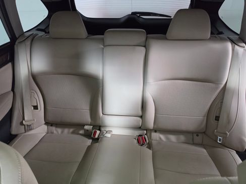 Used 2018 Subaru Outback 2.5i Limited AWD/4WD image 17