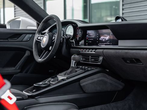 Certified 2022 Porsche 911 GT3 RWD image 55