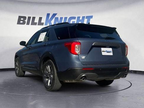 Certified 2021 Ford Explorer XLT w/ Equipment Group 202A image 3