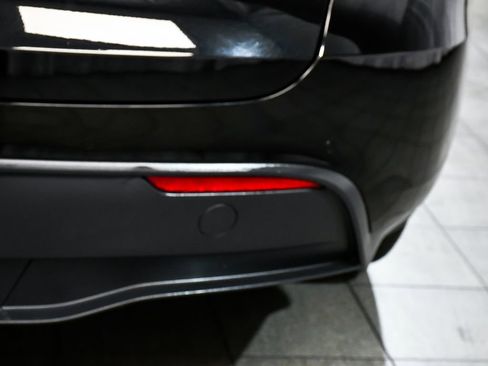 Used 2021 Tesla Model Y Long Range AWD/4WD image 66