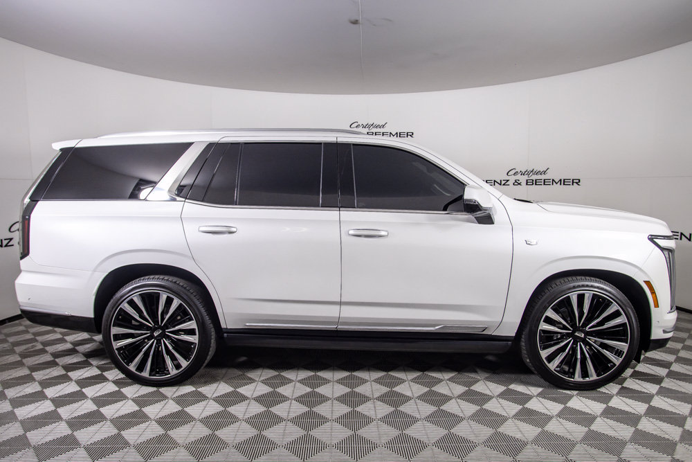 Used 2025 Cadillac Escalade Premium Luxury Platinum w/ LPO, Floor Liner Package AWD/4WD image 3