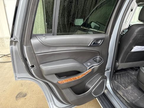 Used 2019 Chevrolet Tahoe Premier image 18