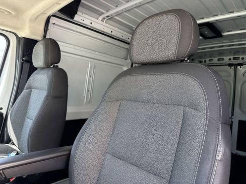 Used 2024 RAM ProMaster 2500 w/ Convenience Group FWD image 40