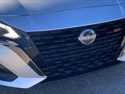 Used 2024 Nissan Altima 2.5 SR image 28