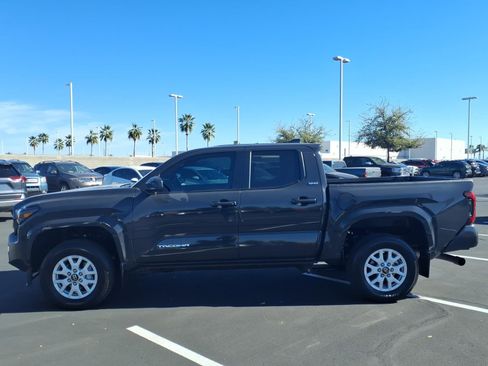 Certified 2024 Toyota Tacoma SR5 image 7