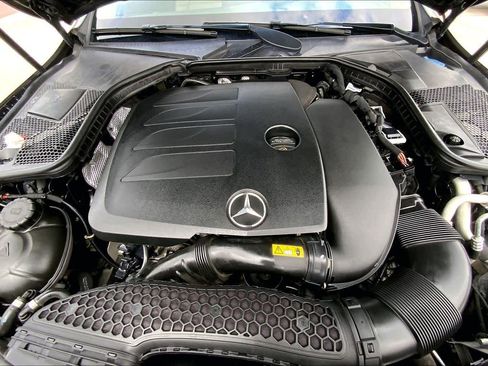 Used 2019 Mercedes-Benz C 300 Sedan image 32