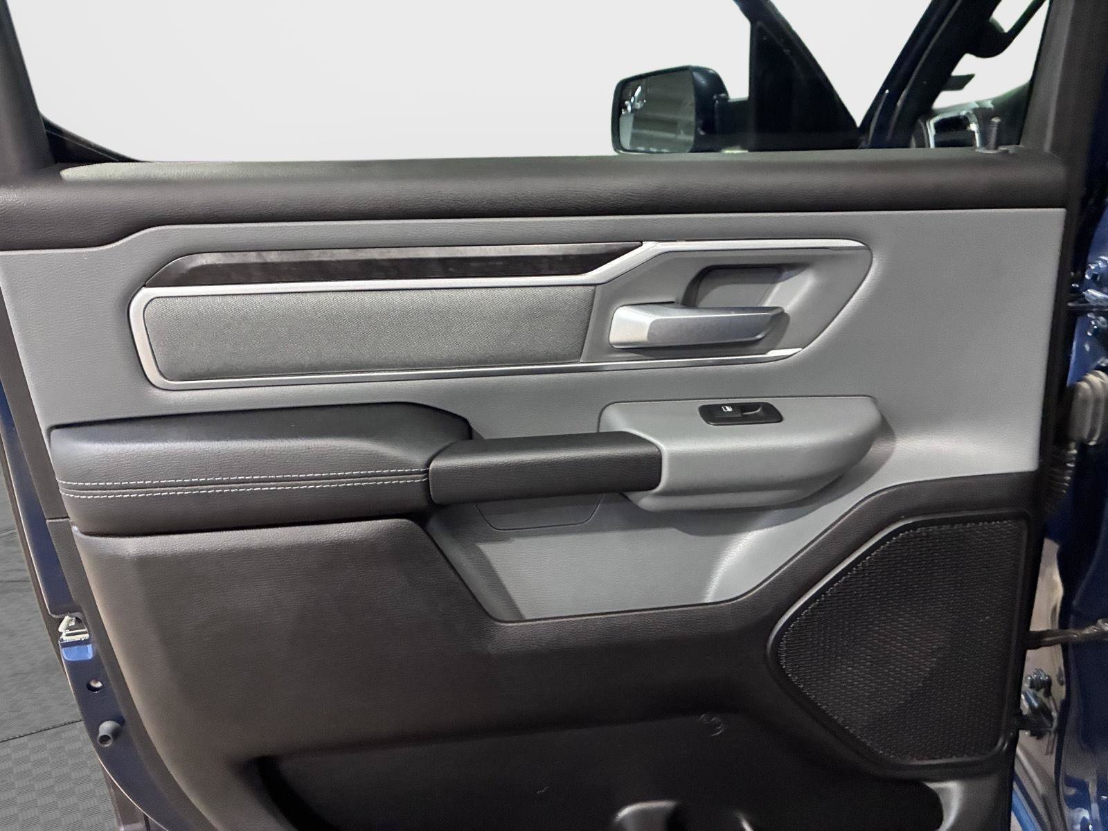 Used 2022 RAM 1500 Big Horn AWD/4WD image 25