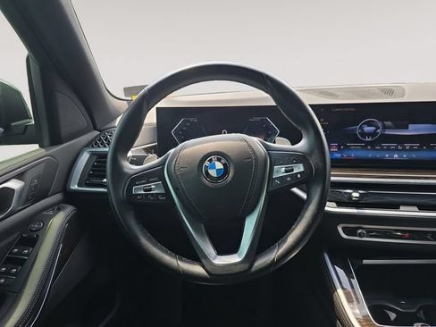 Used 2025 BMW X5 xDrive40i AWD/4WD image 12