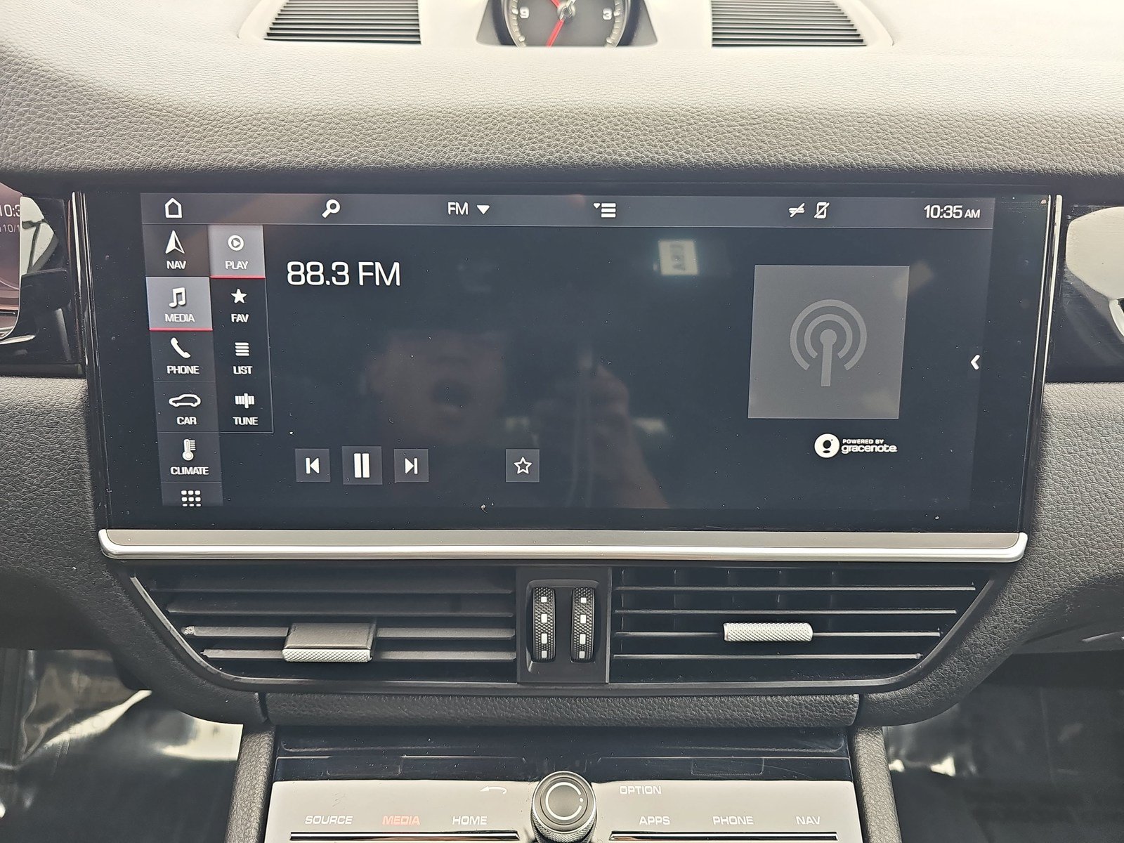 Used 2019 Porsche Cayenne AWD/4WD image 18