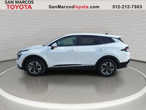 Used 2023 Kia Sportage LX FWD image 9