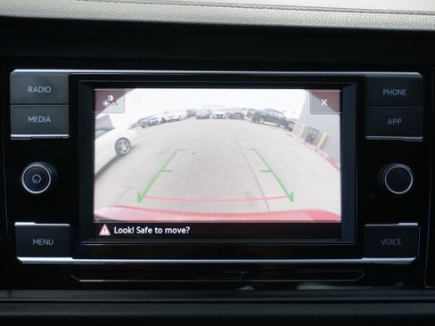 Used 2021 Volkswagen Jetta R-Line w/ R-Line Cold Weather Package image 18